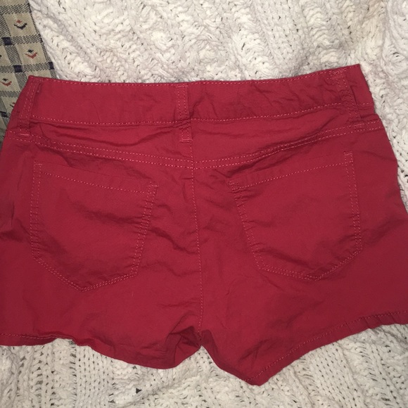 Shorts - Picture 3 of 3
